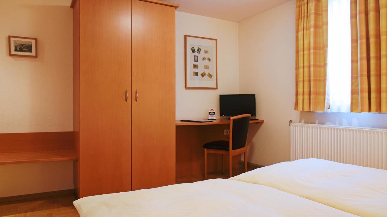 קאוב Hotel Deutsches Haus מראה חיצוני תמונה