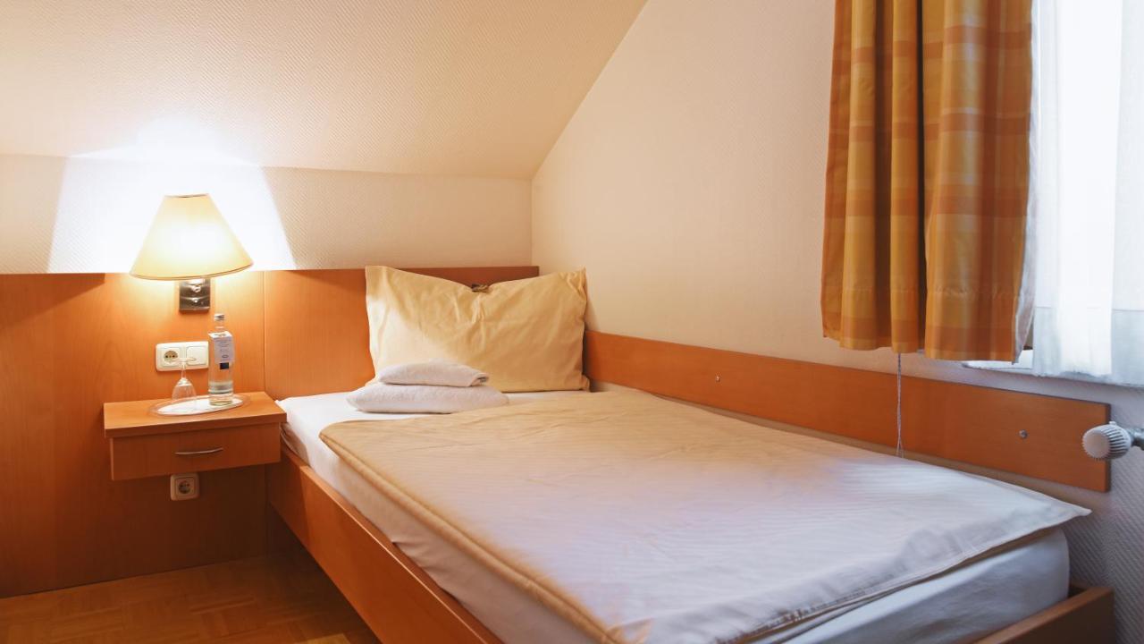 קאוב Hotel Deutsches Haus מראה חיצוני תמונה